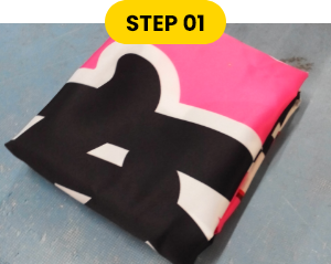 梱包 STEP01 コンパクトに折りたたみます。